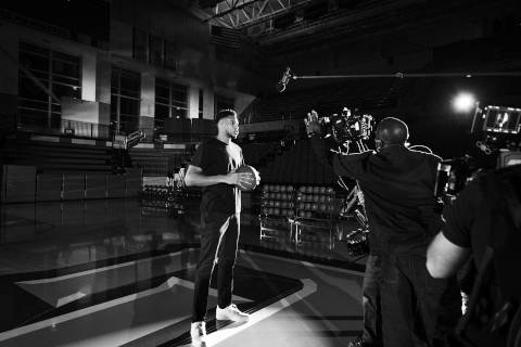 breitling-welcomes-basketball-superstar-giannis-antetokounmpo