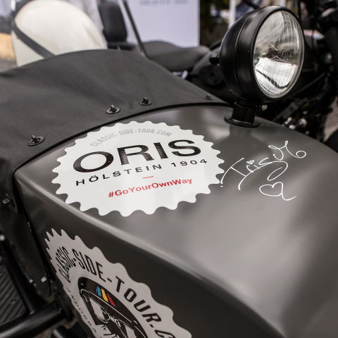 30.oris-classic-side-tour