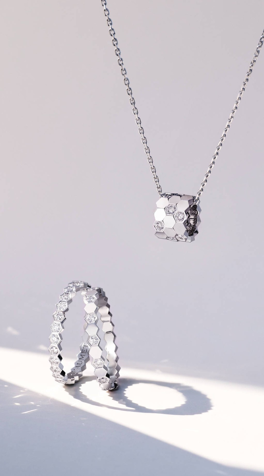 Chaumet_bee_de_Chaumet-mercat-del-diamant-andorra